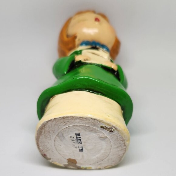 Vintage Christmas Chalk Ware Caroler Green Smock Made in Japan New in Box - Picture 5 of 7